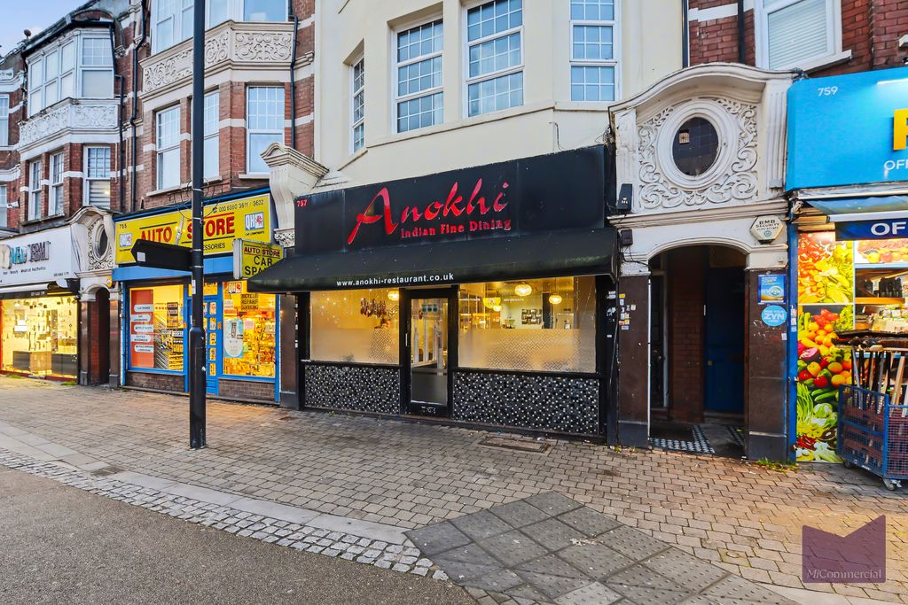 Property photo 2 of 13