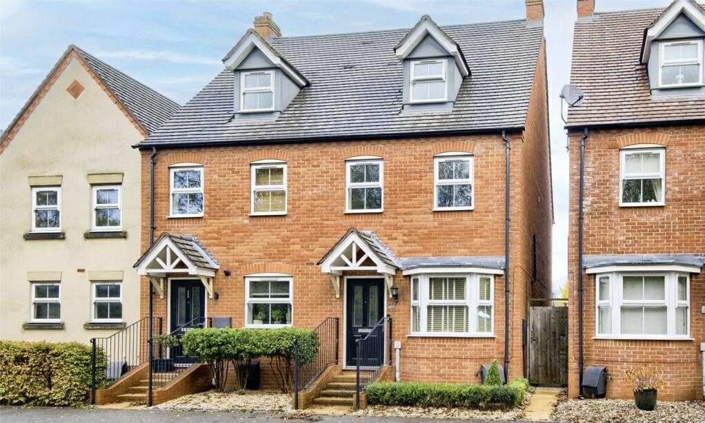 Property photo 1 of 13