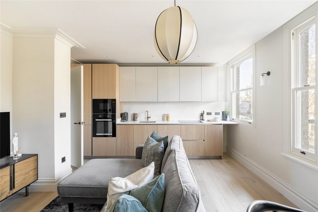 Property photo 1 of 11 Picture No. 10