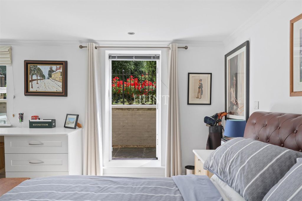 Additional image 19 of 4 bed flat for saleRegents Drive, Repton Park, Woodford Green, Essex IG8