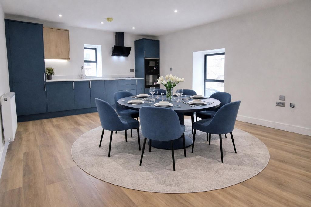 Property photo 3 of 10 7 The Old Bakehouse 3.Png