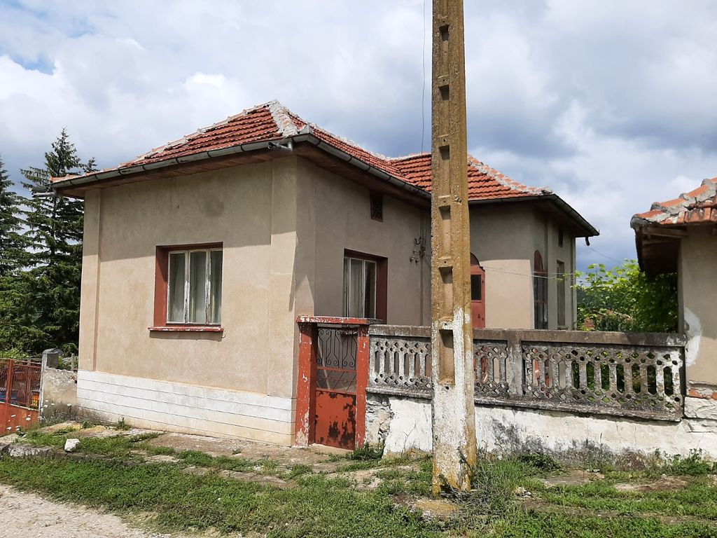 Property photo 3 of 7