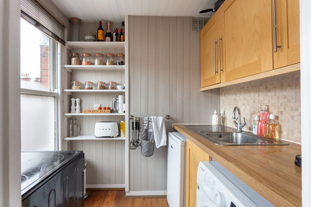 Property photo 3 of 8 Imported Image