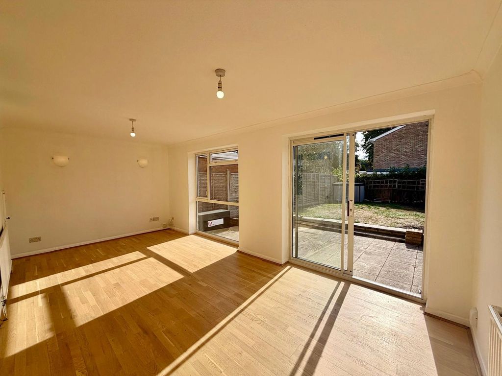 Property photo 2 of 10 Picture No. 07