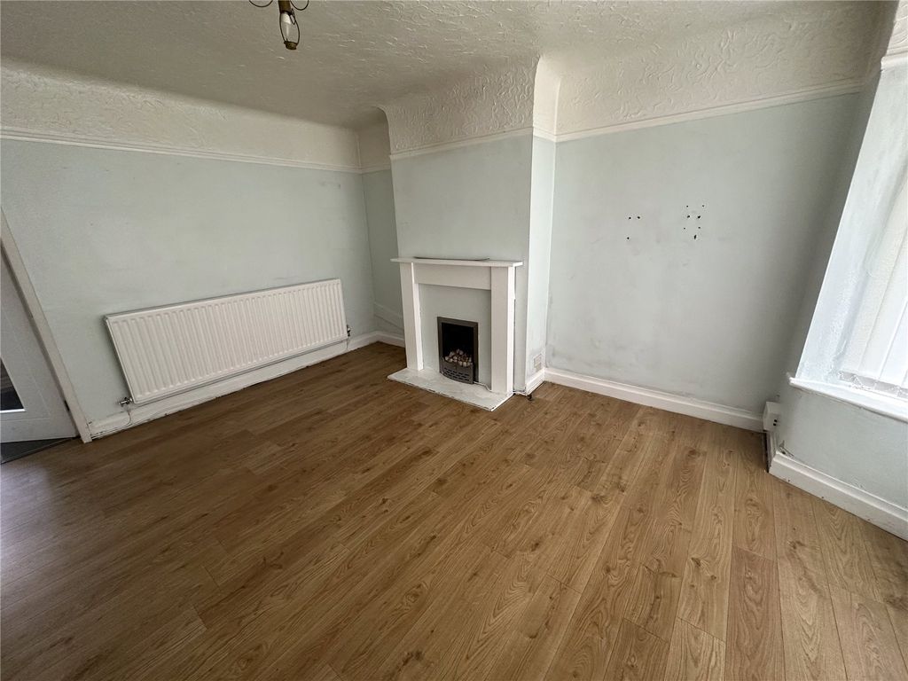 Property photo 3 of 14 Picture No. 07