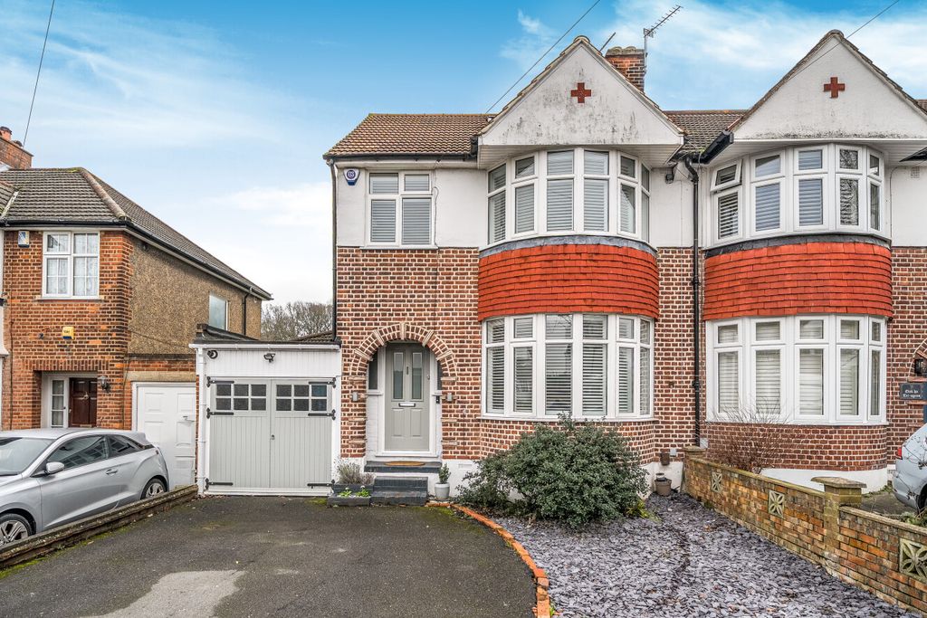 Property photo 1 of 30 1401981-19-6977A7...