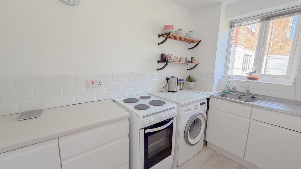 Property photo 3 of 16 Not Specified