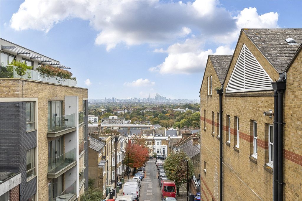 Property photo 2 of 26 View