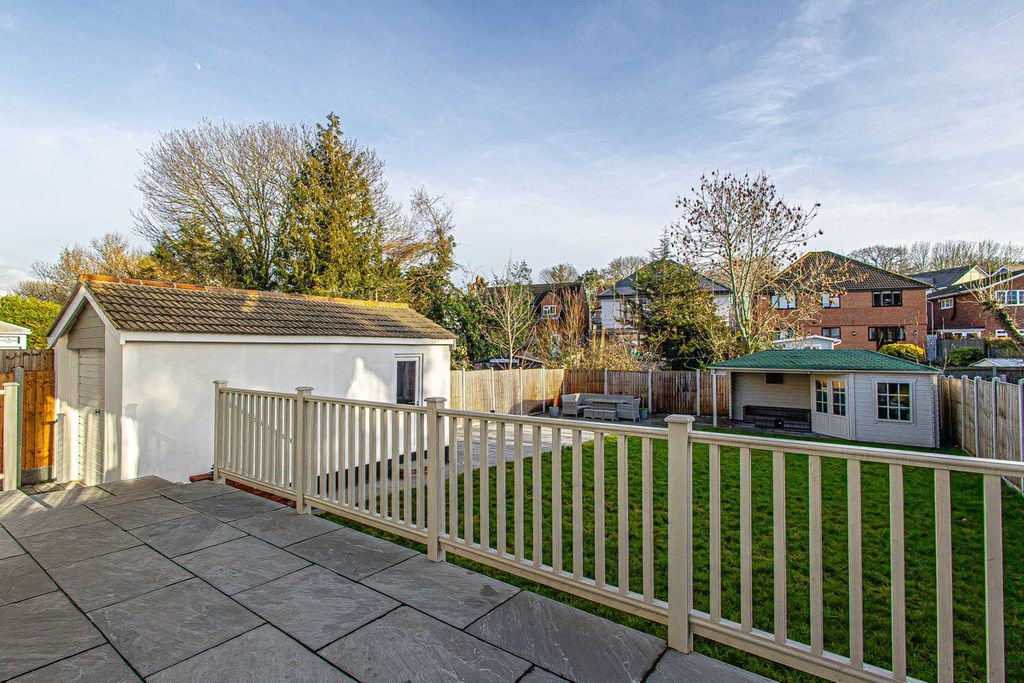 Additional image 35 of 4 bed detached house for saleThundersley Park Road, Benfleet SS7