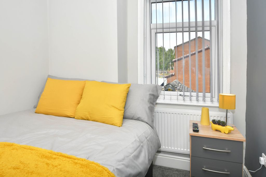 Property photo 3 of 22 Room 3 - Superior Double Room With TV