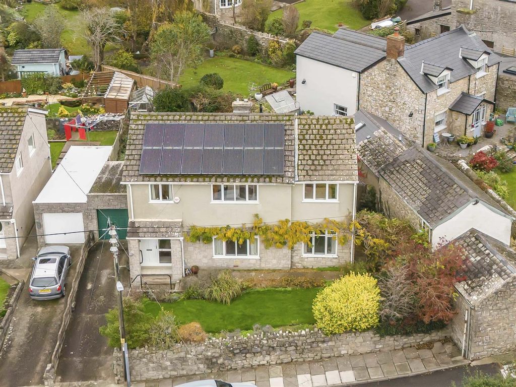 Property photo 1 of 24