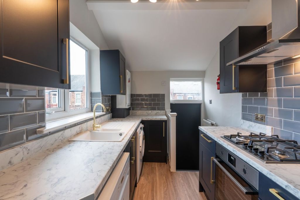 Property photo 2 of 10 136Dr -  Kitchen