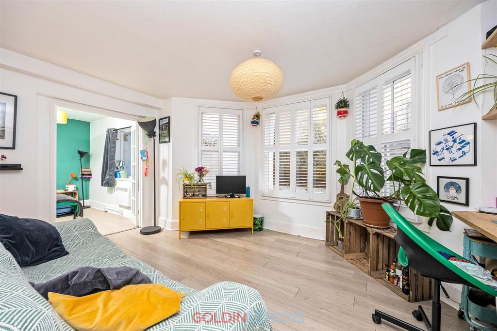 Property photo 3 of 12 Lounge/Dining Room