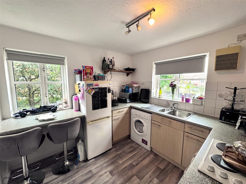 Property photo 2 of 10 Img_3388.Jpg