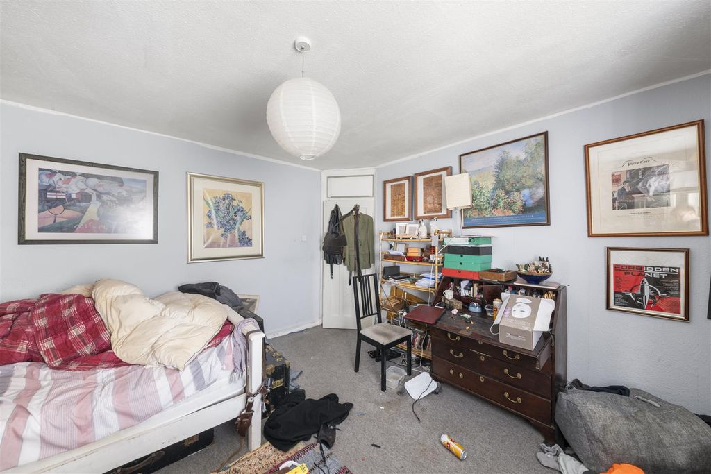 Property photo 3 of 13 B 2.5