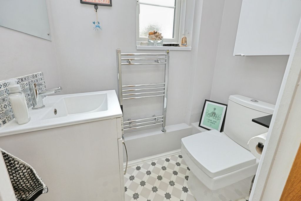 Property photo 2 of 16 Pbox-Img.Jpg