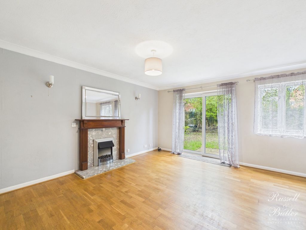 Property photo 2 of 15 Cam01995G0-Pr0433-Still002