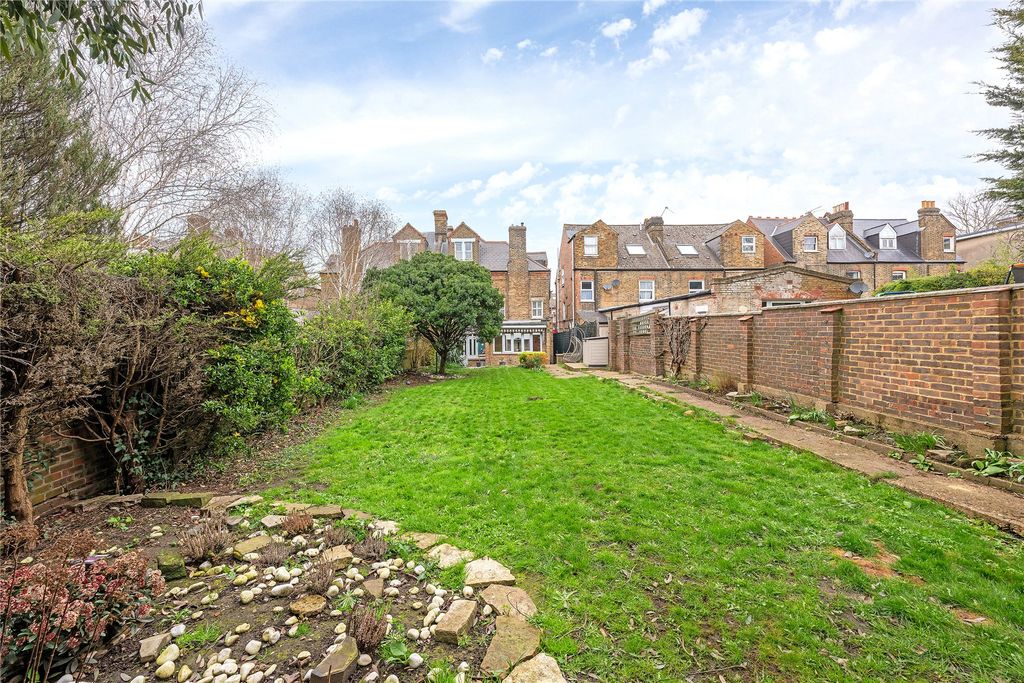 Property photo 2 of 15 Picture No. 33