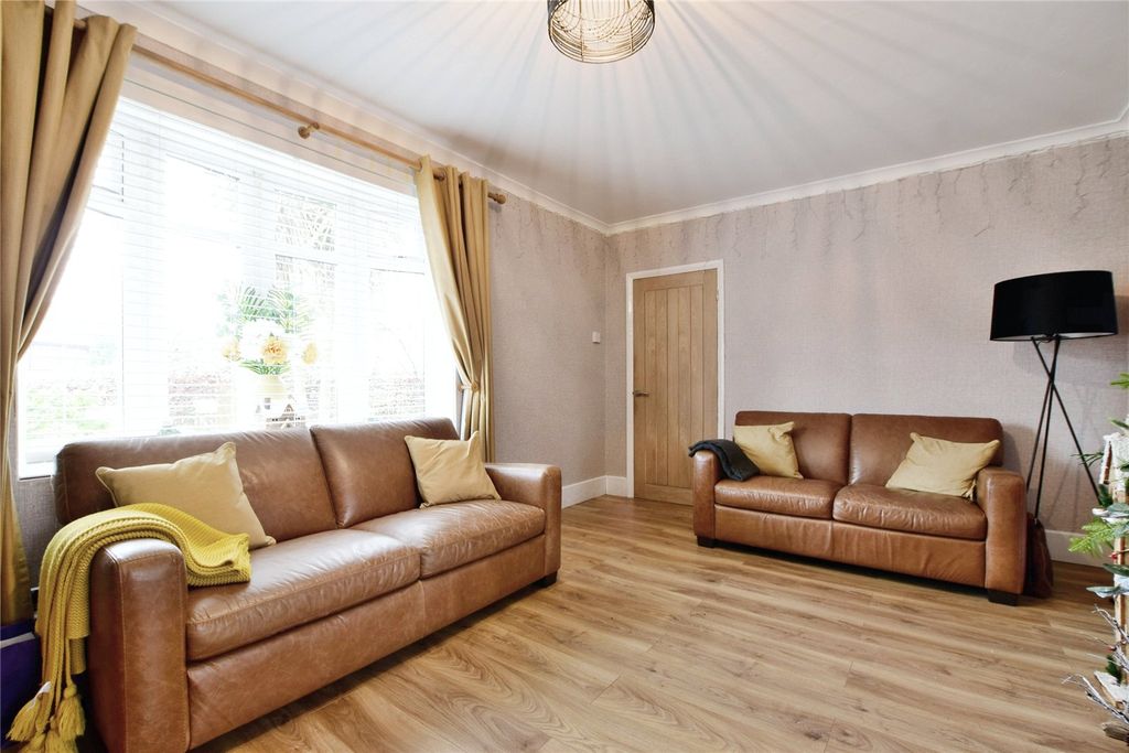 Property photo 3 of 15 Picture No. 03