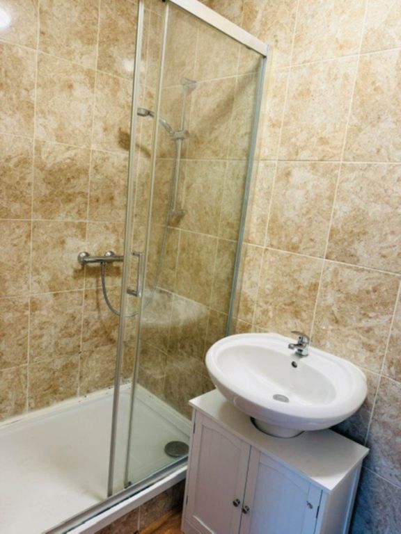 Property photo 3 of 3