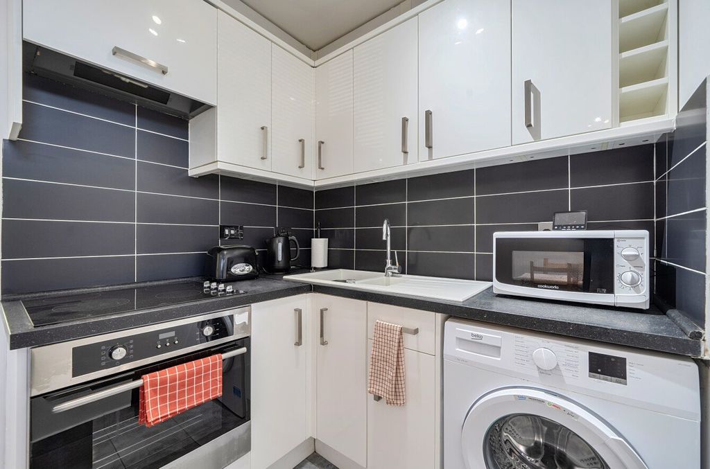Property photo 3 of 10 Picture No. 03