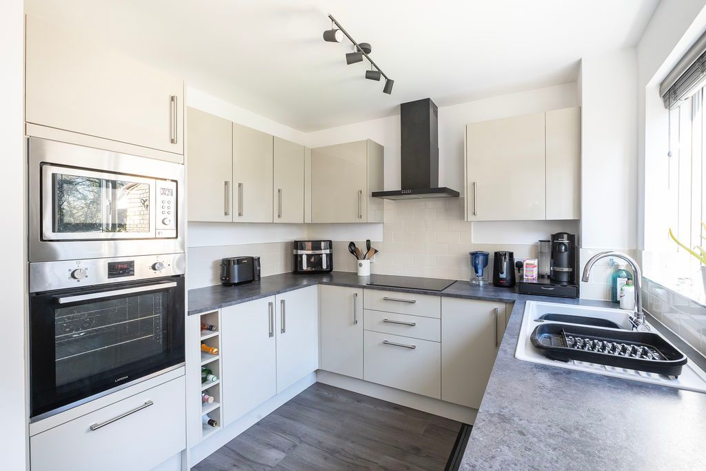 Property photo 3 of 18 Photo 10