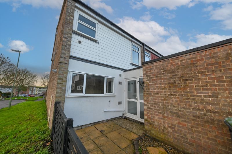 Property photo 1 of 11 Photo 13