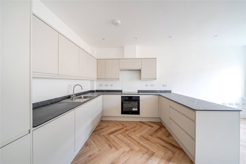 Property photo 3 of 15 Picture No. 09