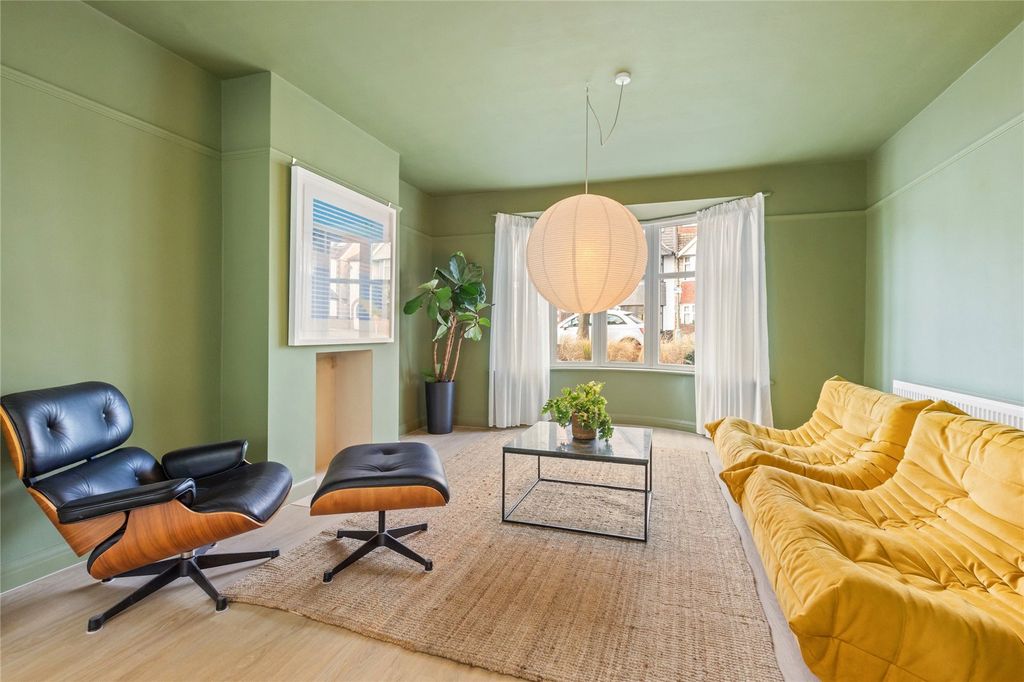 Property photo 2 of 28 Picture 2