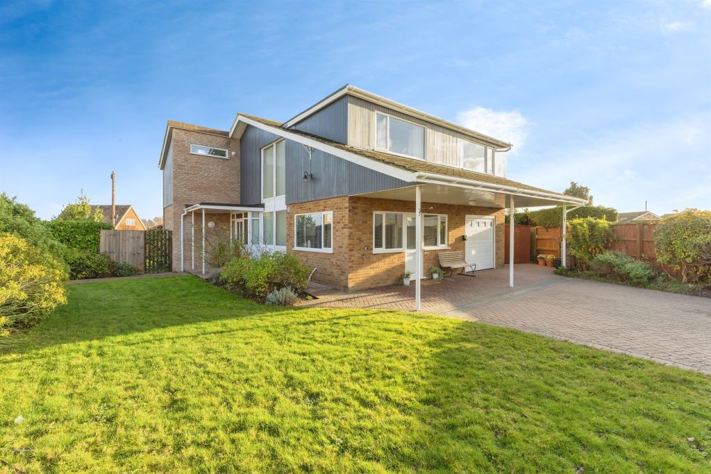 Property photo 1 of 17