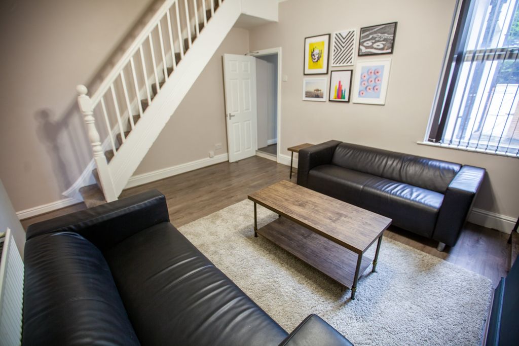 Property photo 3 of 9 Img_9035