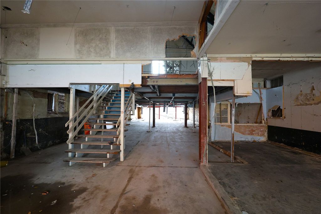 Property photo 3 of 20 Picture No. 10