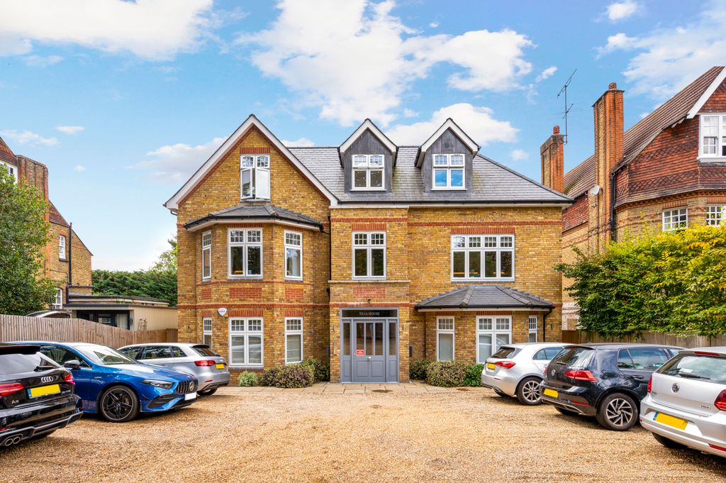 Property photo 1 of 18 Picture No. 01