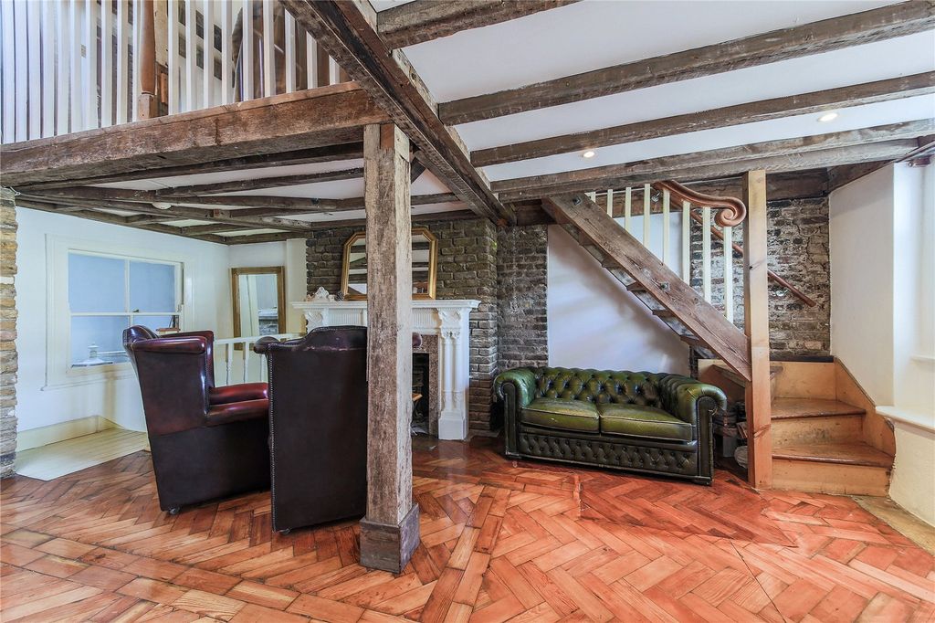 Property photo 2 of 21 Picture No. 05