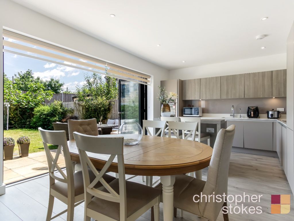 Property photo 2 of 23 4314573