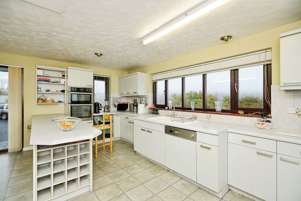 Property photo 2 of 26 Photo