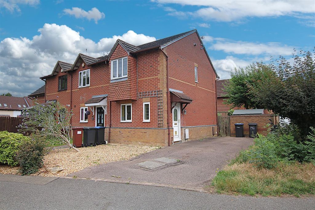 Property photo 1 of 9 Limoges Court Front.Jpg