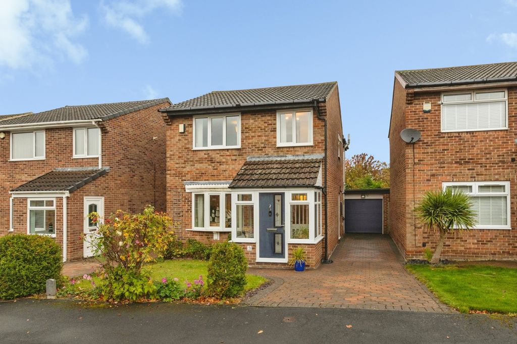 Property photo 1 of 19 Pbox-Img.Jpg