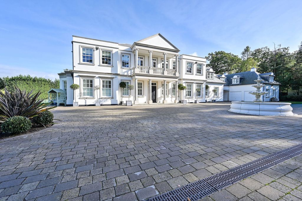 Property photo 3 of 45