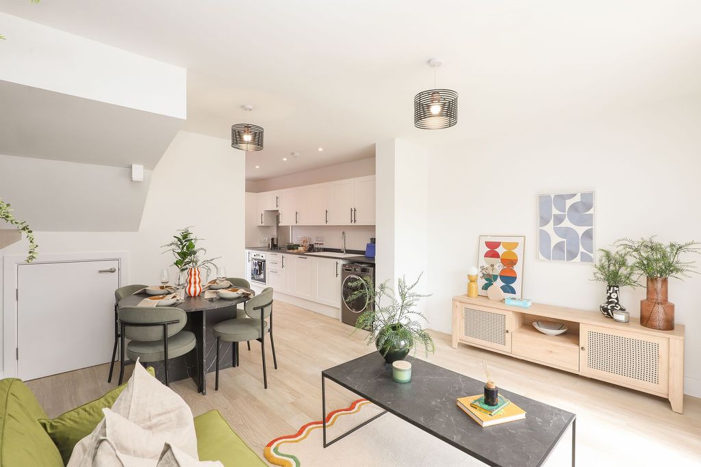 Property photo 3 of 22