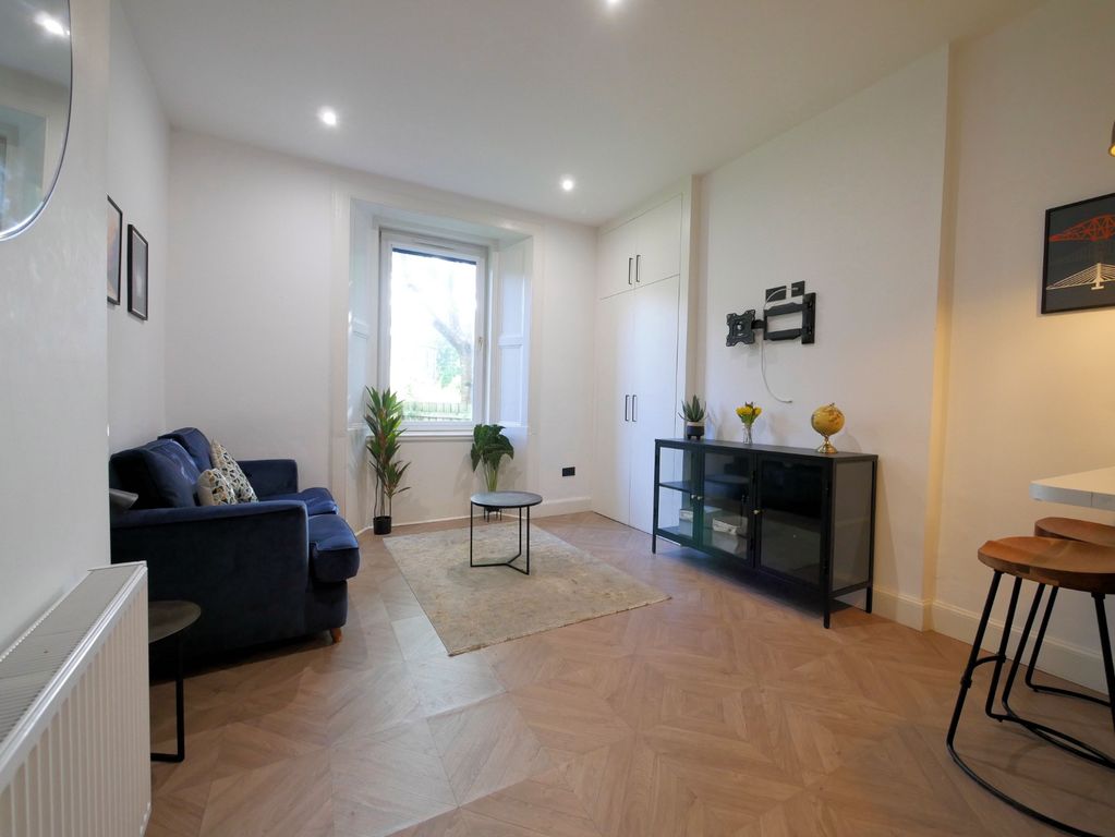 Property photo 2 of 11 Photo 2