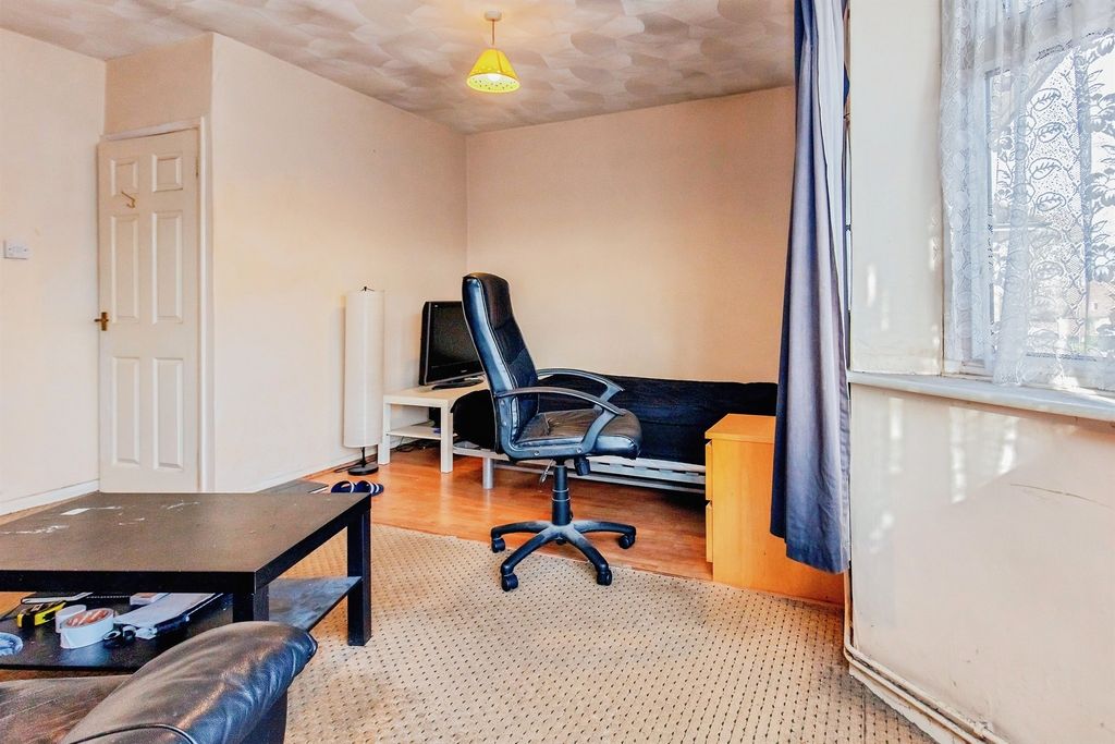 Additional image 16 of 2 bed flat for saleCora Road, Kettering NN16