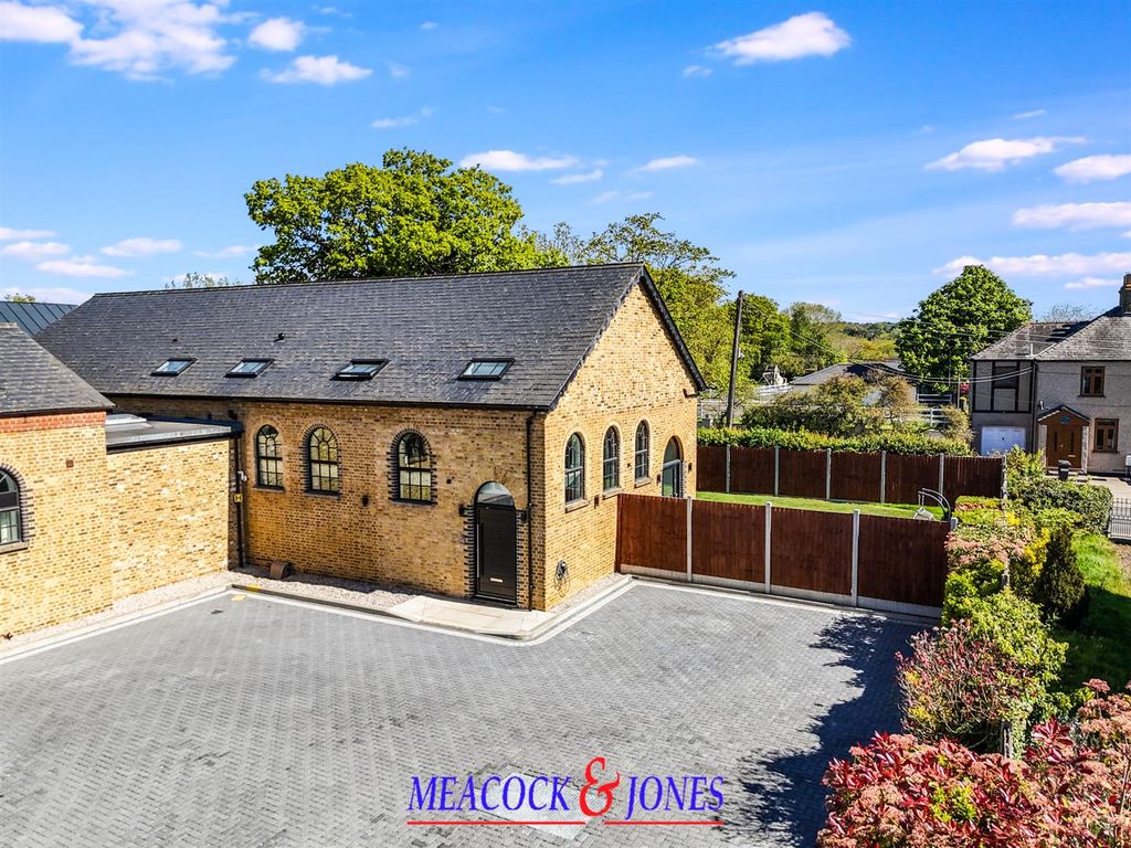 Property photo 1 of 26 Dji_20260424174621_0181_D.Jpg
