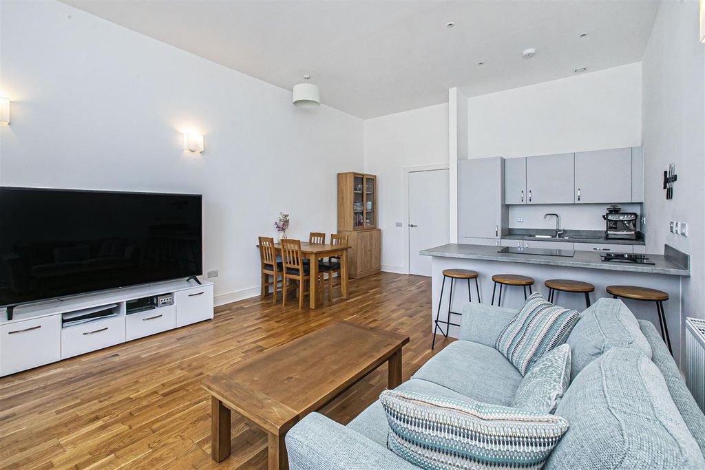 Property photo 3 of 28 7M3A3823.Jpg