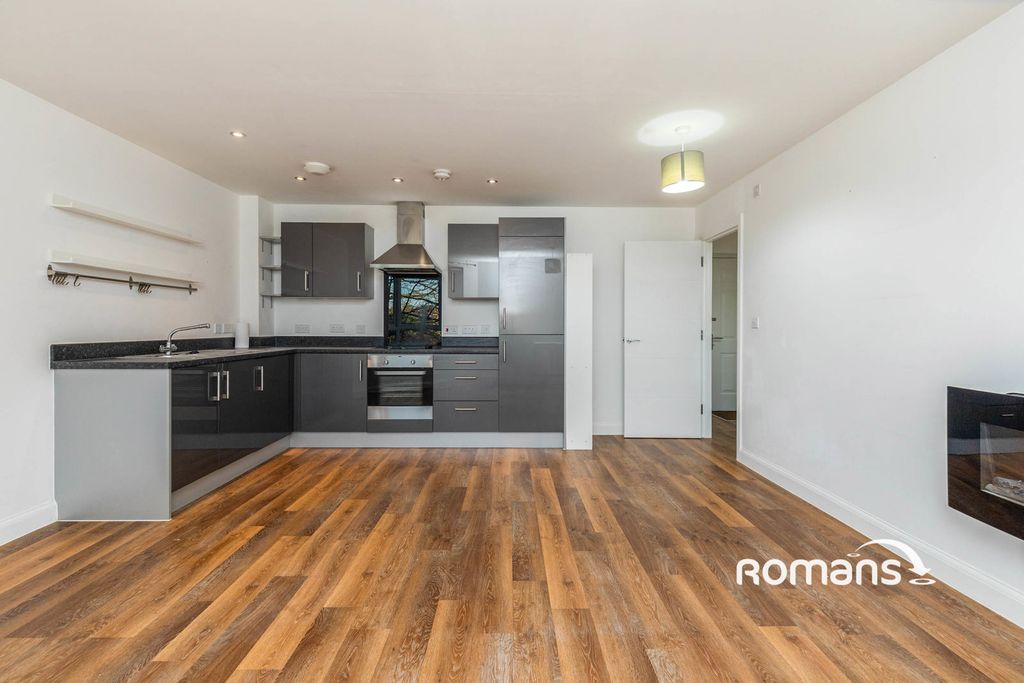 Property photo 2 of 10 Photo