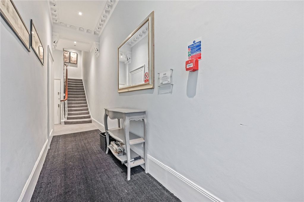 Property photo 2 of 8 Picture No. 04