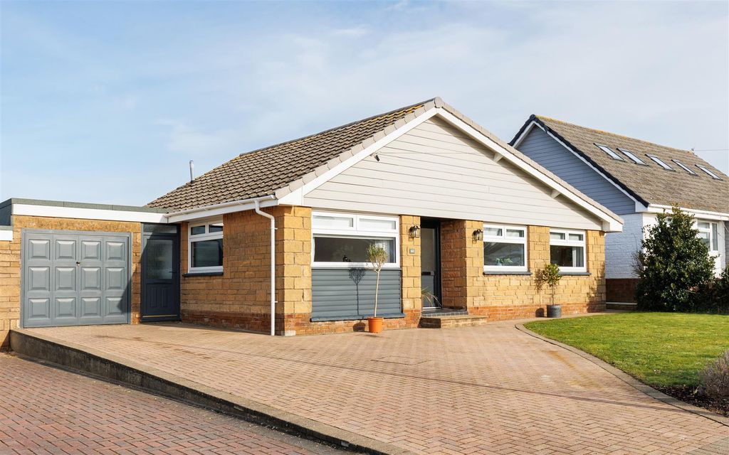 Property photo 1 of 26