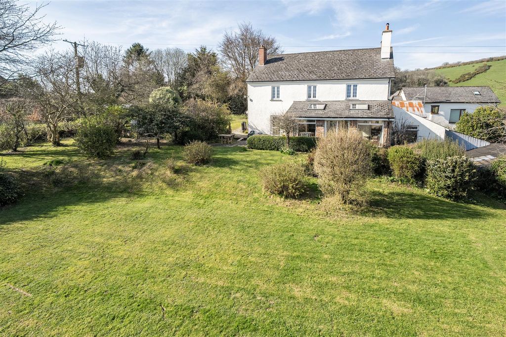 Property photo 1 of 23