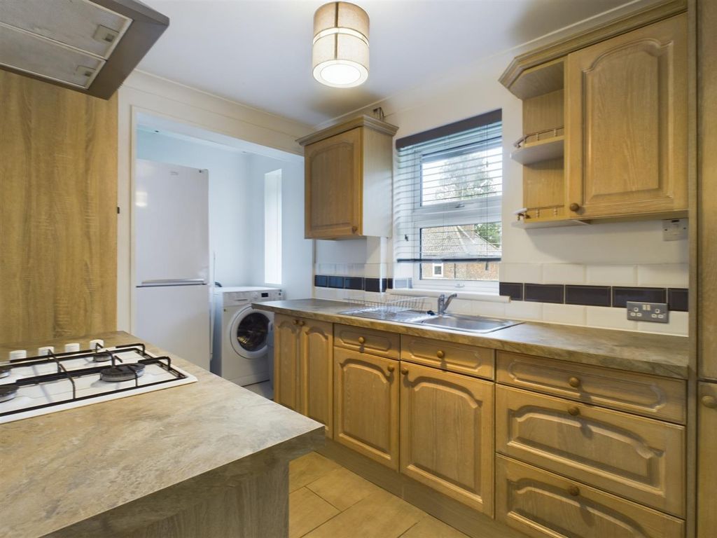 Property photo 3 of 8 Cam02534G0-Pr0396-Still013.Jpg