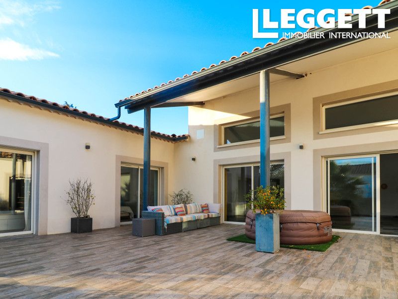 Property photo 2 of 10